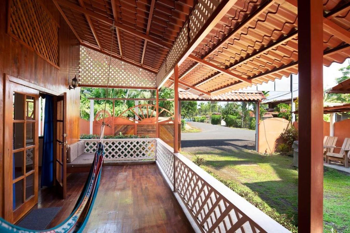 מנסניו Poolside Beach House At Pangea Lodge מראה חיצוני תמונה