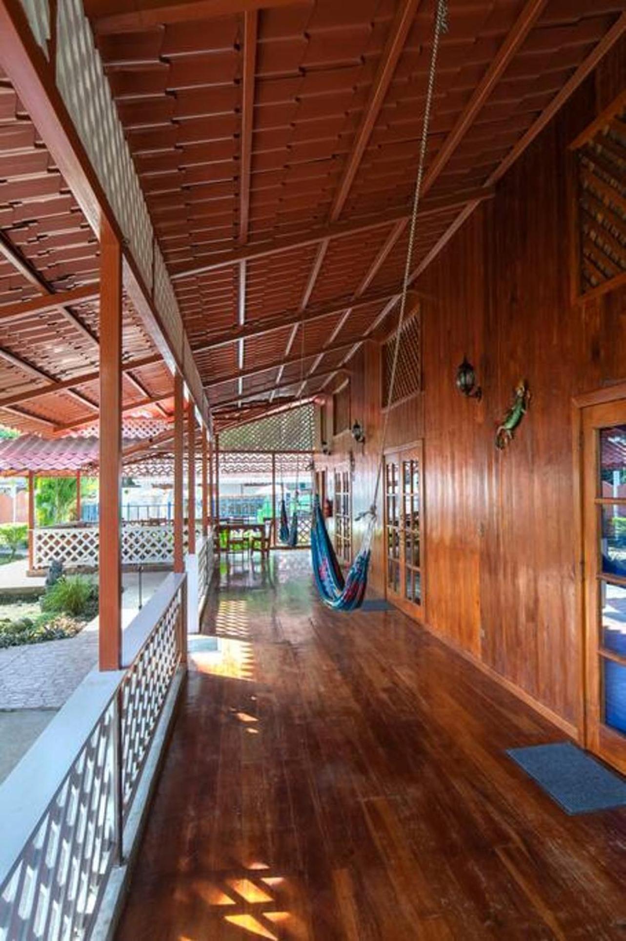 מנסניו Poolside Beach House At Pangea Lodge מראה חיצוני תמונה