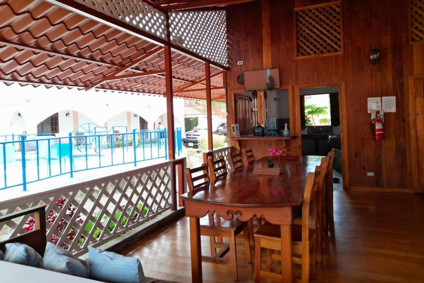 מנסניו Poolside Beach House At Pangea Lodge מראה חיצוני תמונה